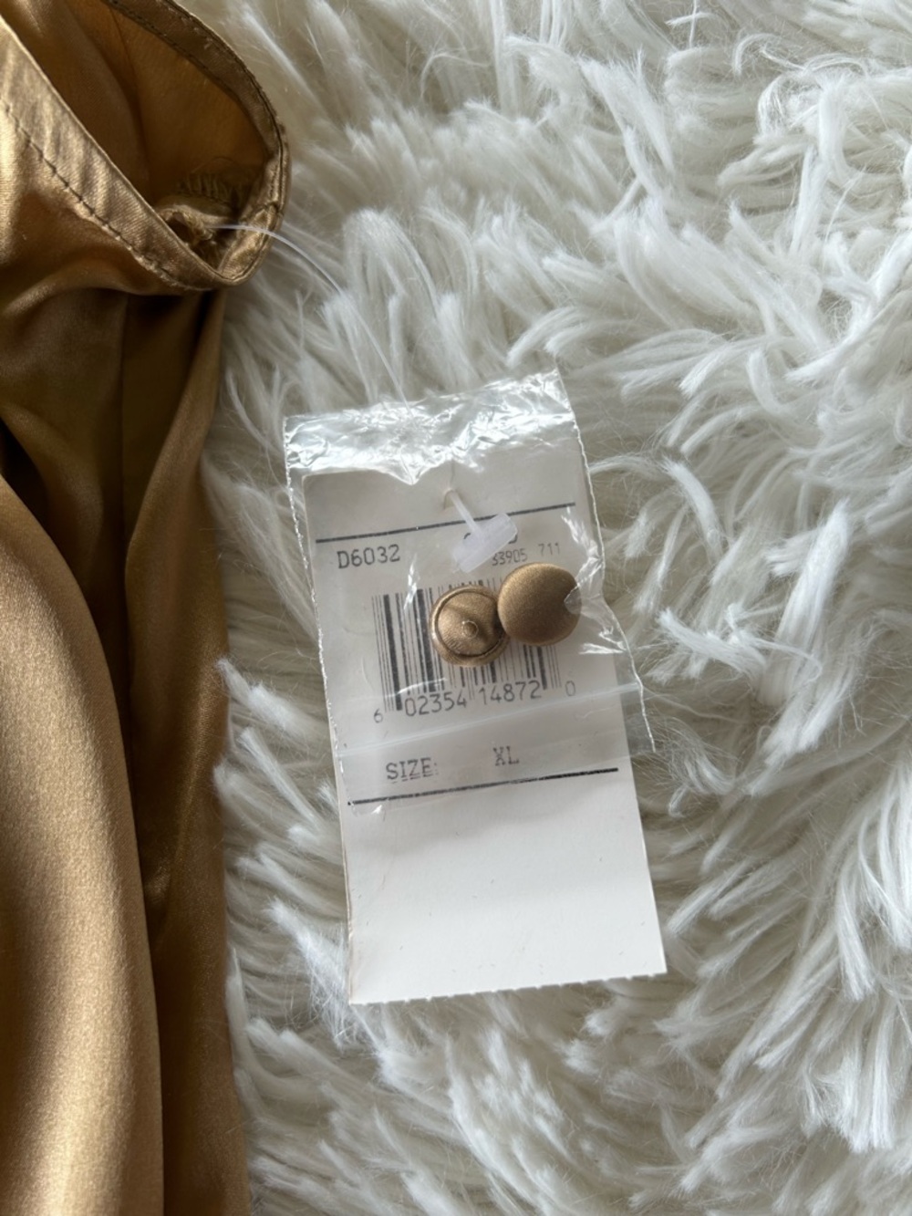 Cable & Gauge | 100% Silk Cowl Neck Gold Blouse - Picture 4 of 9